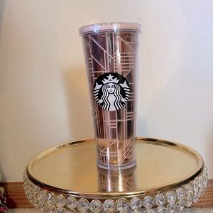 Starbucks 24 ounce Venti cold/hot Tumbler 2017 rose gold geometric